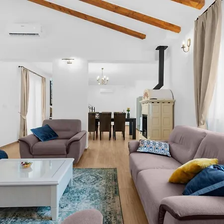 Villa Ladora *